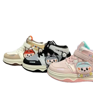 بوت اسپرت بغل Labubuبزرگ