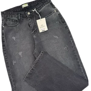 شلوار جين زنانه