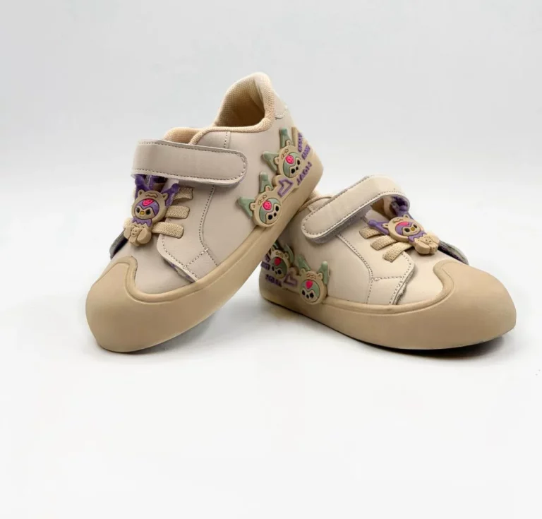 کفش دخترانه کرومی