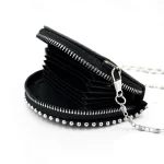 جاکارتی زنجیر دار lv